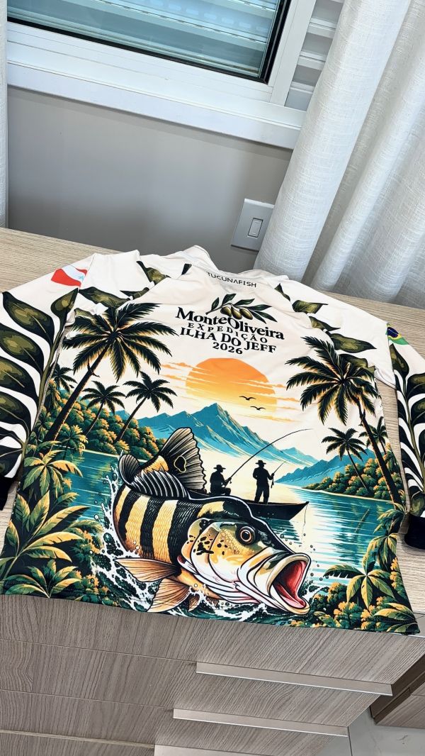 Costas de camisa de pesca personalizada para a Expedição Ilha do Jeff 2026, com arte de tucunaré e paisagem de rio